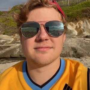 Meet your Posher, Chase